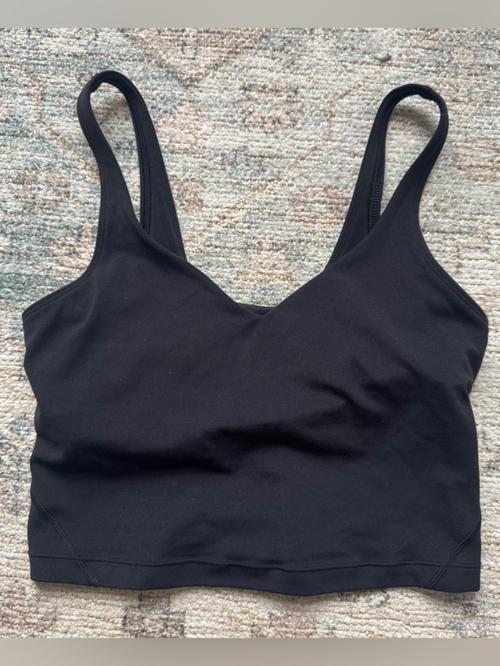 Lululemon sz 6 Seamless V-Neck lined Black align Tank sports bra